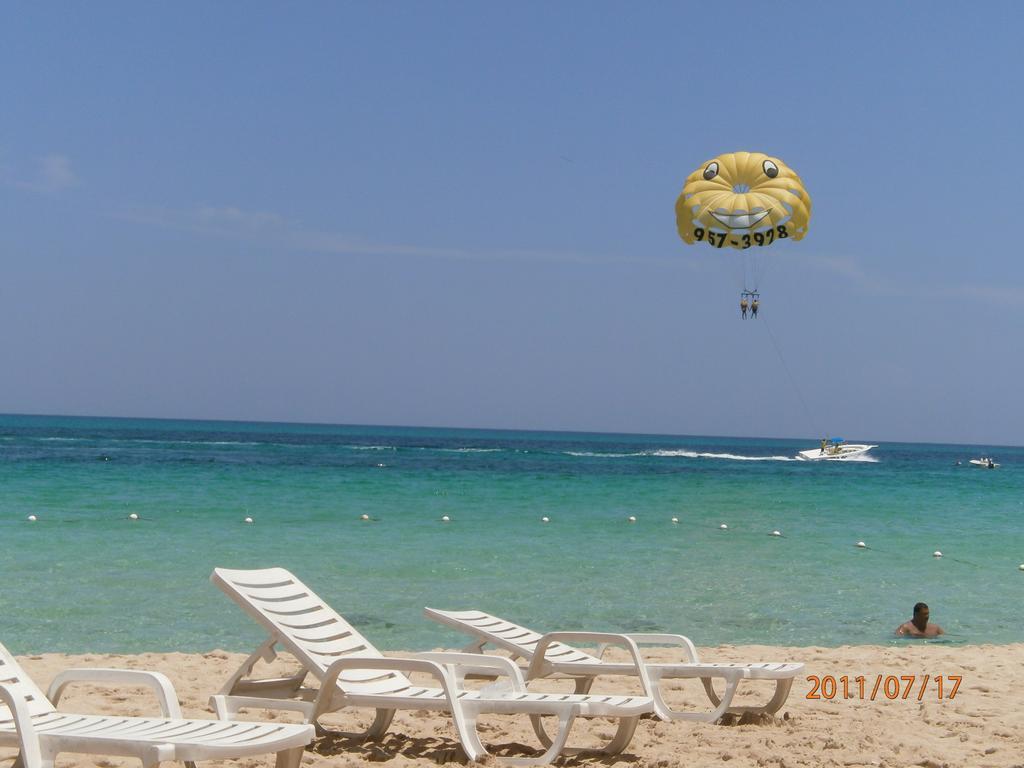 Coral Seas Beach Negril Exterior photo