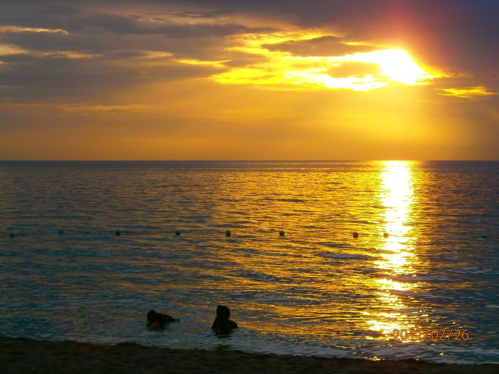 Coral Seas Beach Negril Exterior photo